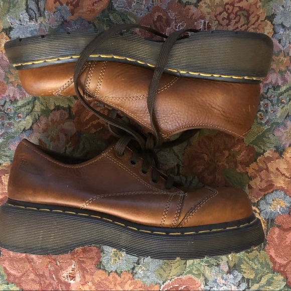 dr martens quad 853